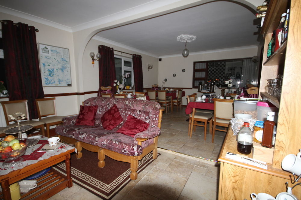 Fortview House Redhills Экстерьер фото